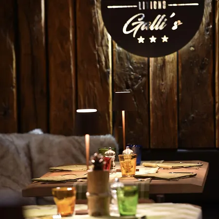 ホテル Galli's - Centro 3*